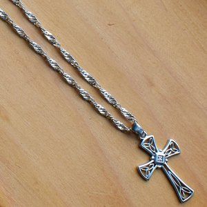 925 Silver Diamond Cross Twisted Herringbone Chain
